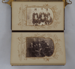 Album 24. Victorian double photograph album